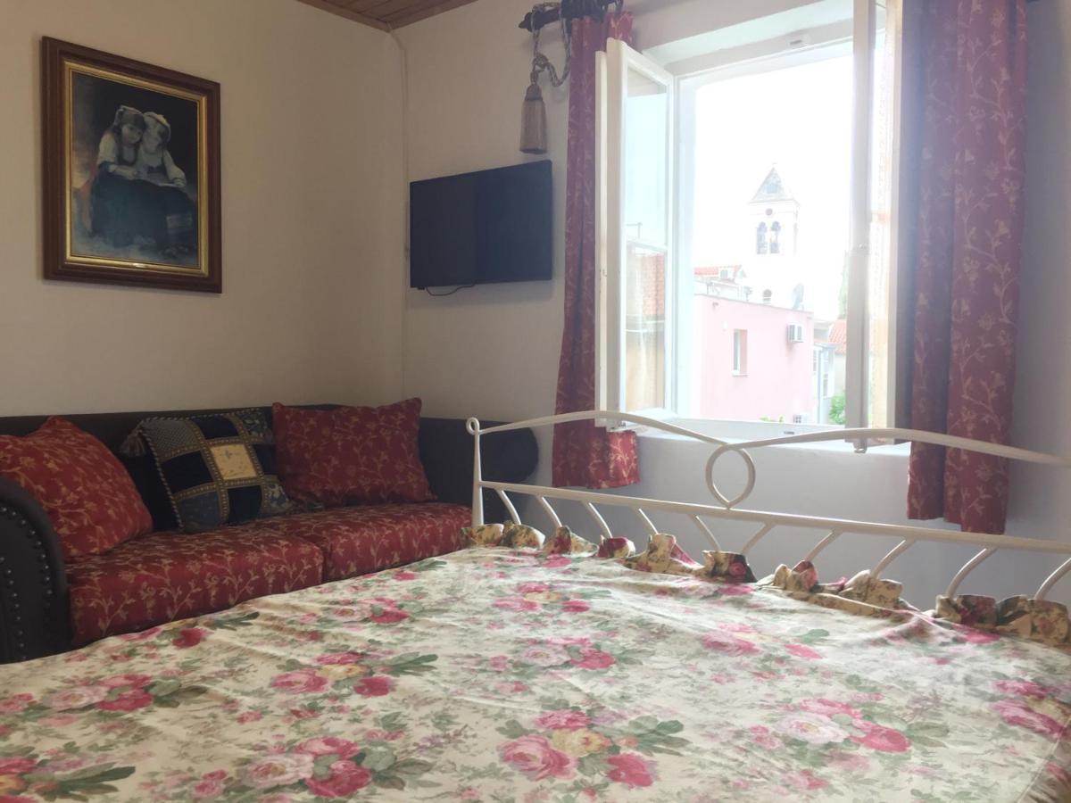 Vintage House For Rent 60M From Sea Διαμέρισμα Baška Voda Εξωτερικό φωτογραφία